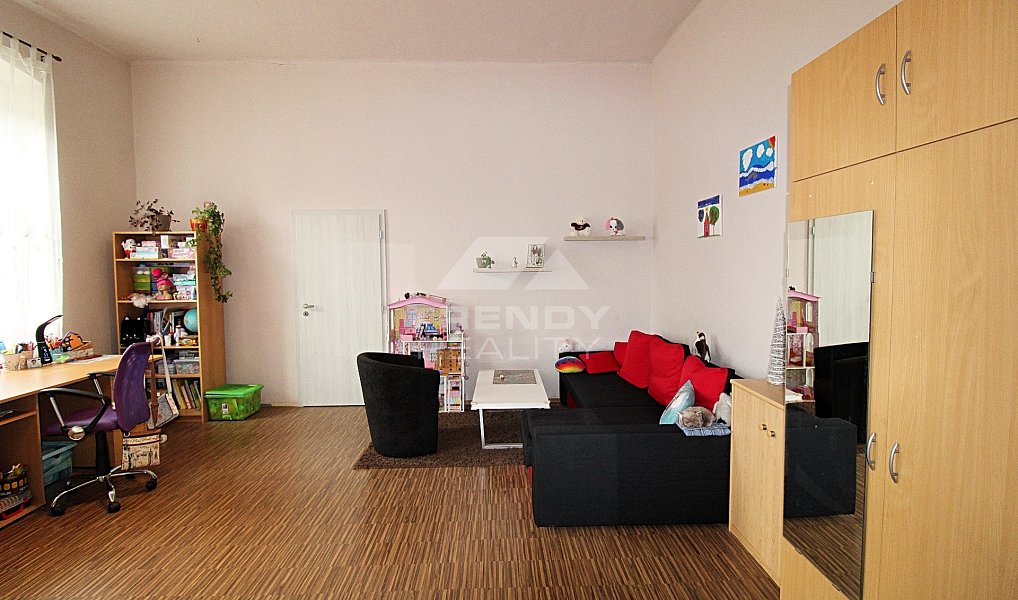Prodej domu 240 m² s pozemkem 793 m², Nová Ves – náhled fotky 18