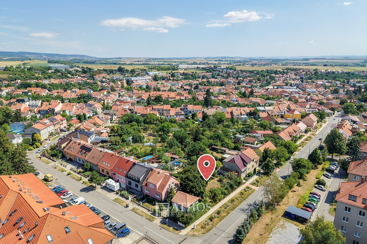 Prodej stavebního pozemku 426 m² – fotografie 3