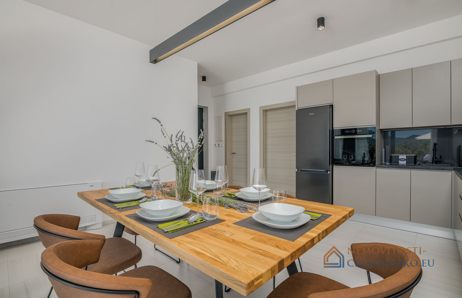 Prodej domu 269 m² s pozemkem 550 m² - Aanzicht 6