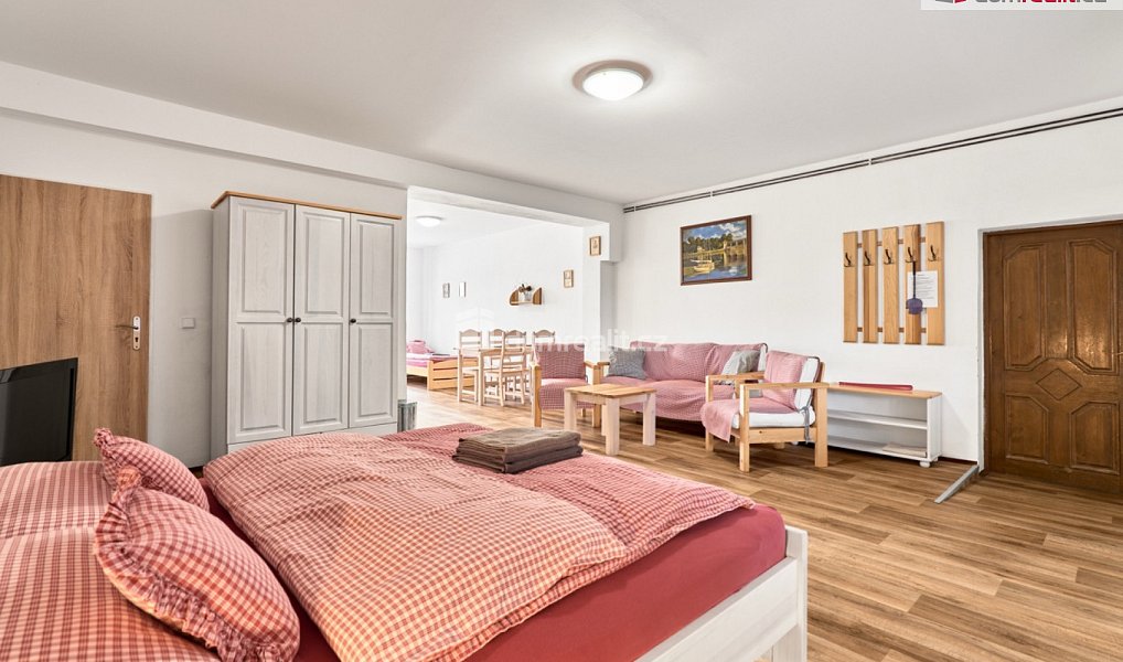 Prodej domu 570 m² s pozemkem 1 109 m², Chlum u Třeboně – náhled fotky 34