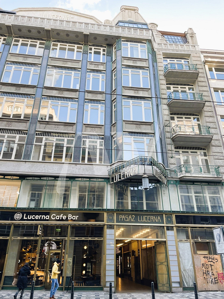 Pronájem kanceláře 208 m² — photo 3