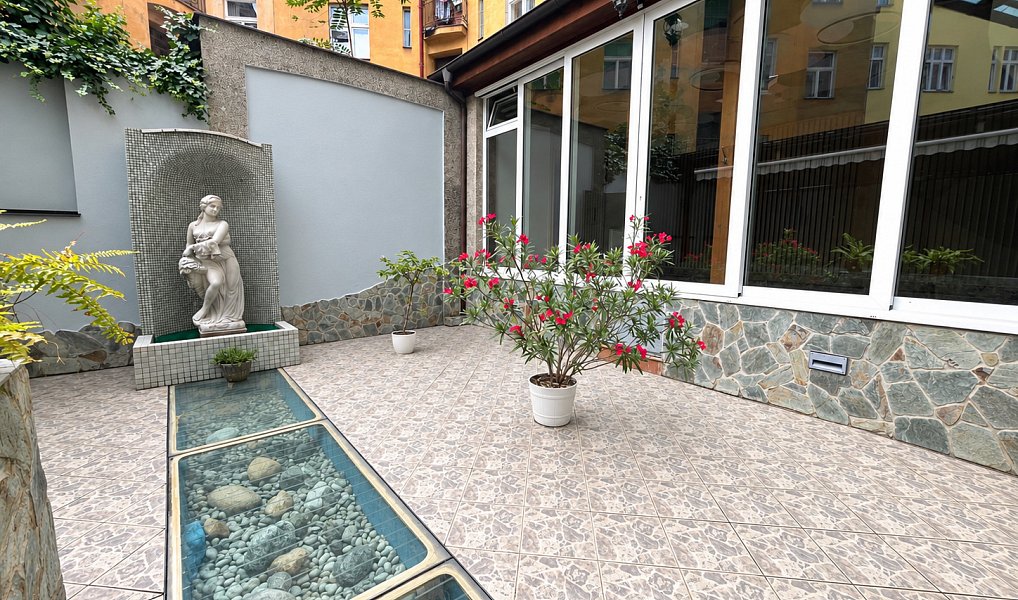 Pronájem restaurace 297 m², Praha – náhled fotky 32