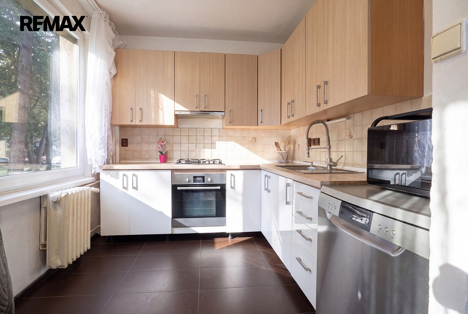 Prodej bytu 3+kk 54 m² — photo 3