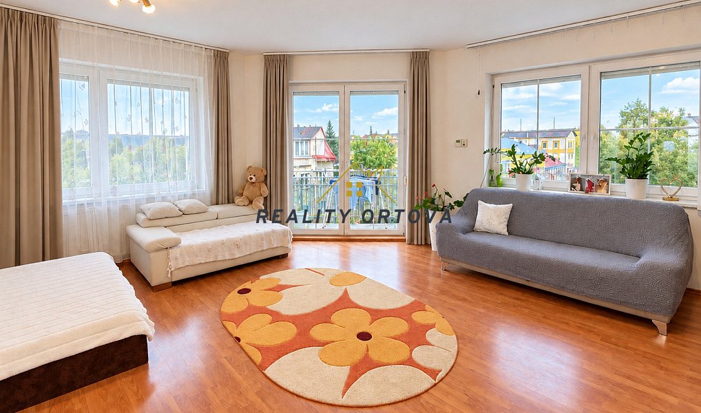 Prodej bytu 3+1 124 m², Turnov – náhled fotky 2