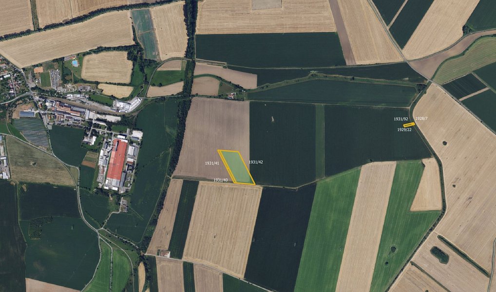 Prodej pole 18 301 m², Velké Opatovice – náhled fotky 3