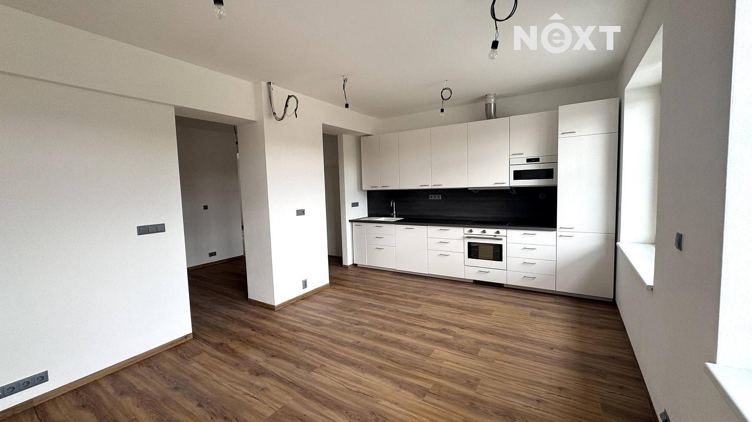 Pronájem bytu 3+kk 84 m² — photo 2