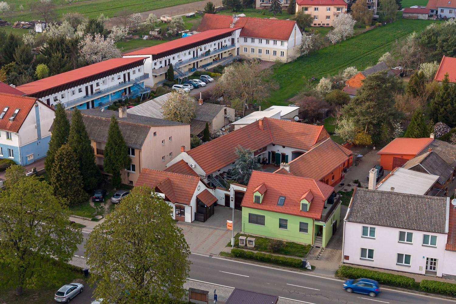 Prodej domu 470 m² s pozemkem 3 686 m²