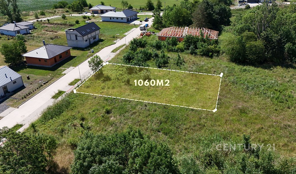 Prodej stavebního pozemku 1 060 m², Žáky – náhled fotky 3