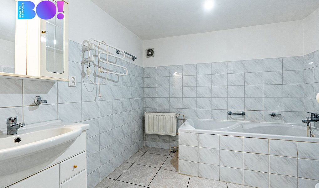 Prodej domu 181 m² s pozemkem 615 m², Dobrá – náhled fotky 23