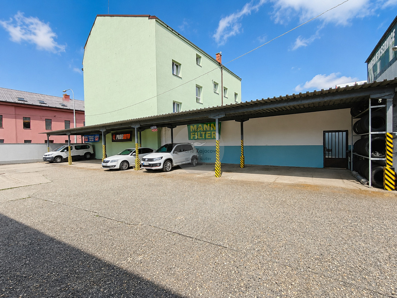 Prodej obchodních prostor 648 m² – fotografie 4