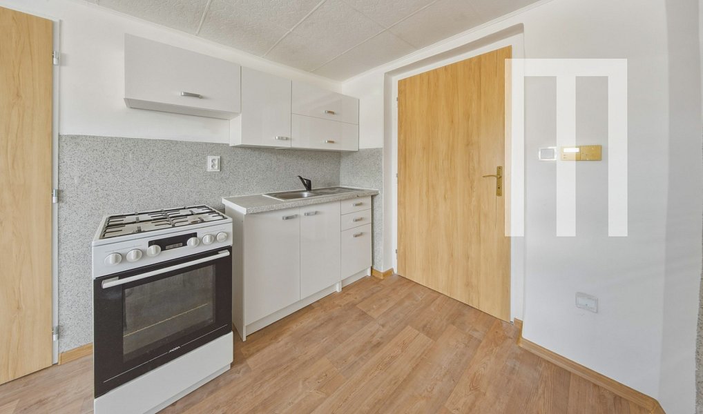 Pronájem bytu 2+1 71 m², Nový Bor – náhled fotky 12