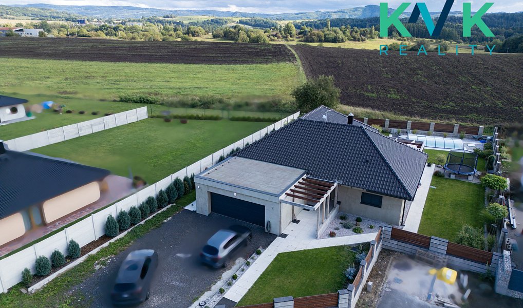 Prodej domu 228 m² s pozemkem 1 069 m², Hájek – náhled fotky 31