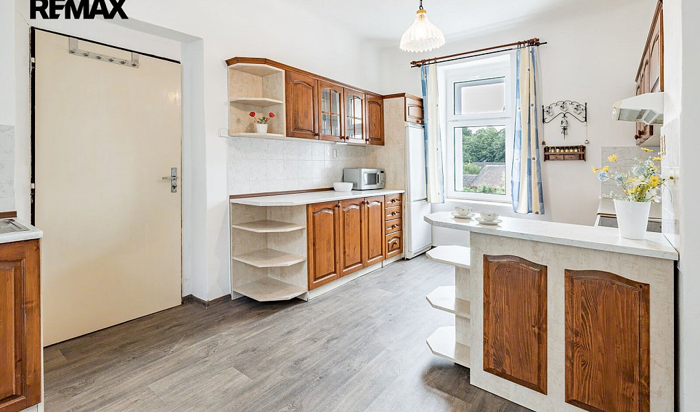 Prodej domu 142 m² s pozemkem 347 m², Všestary – náhled fotky 9