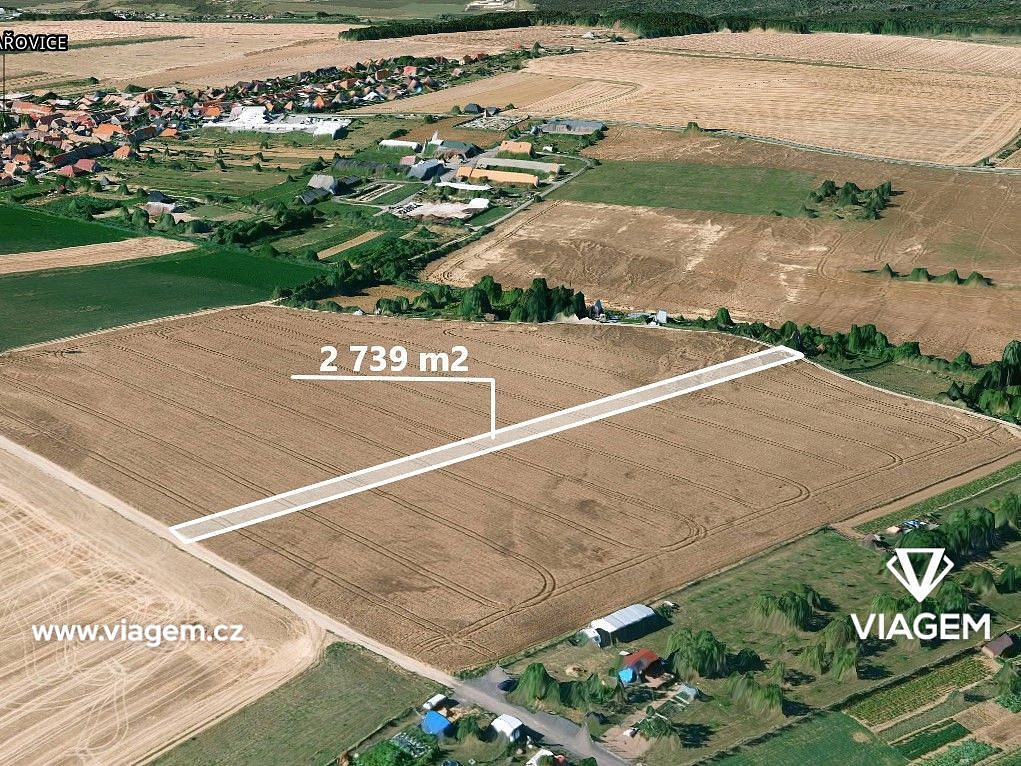 Prodej pole 684 m²