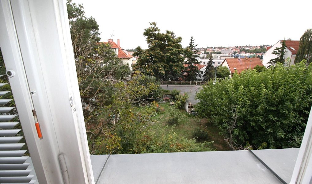 Pronájem bytu 3+1 85 m², Praha – náhled fotky 9