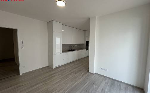Prodej bytu 2+kk 66 m², Tyršovo nábřeží, Zlín