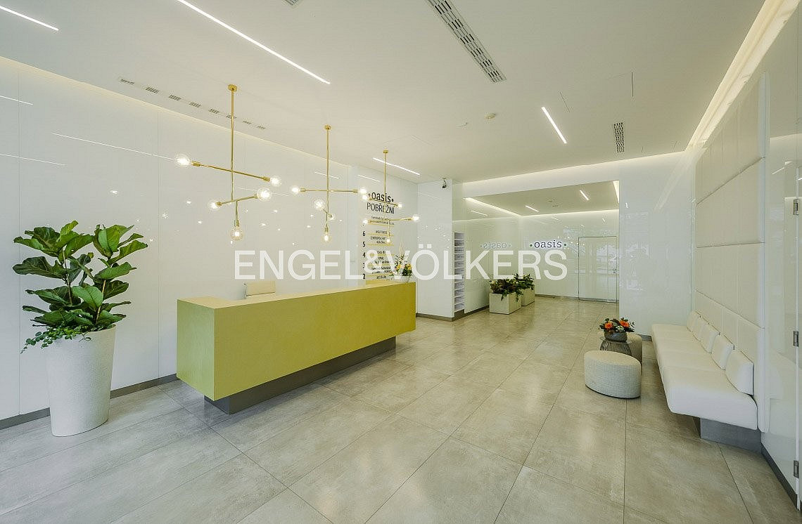 Pronájem kanceláře 311 m² – pohled 4