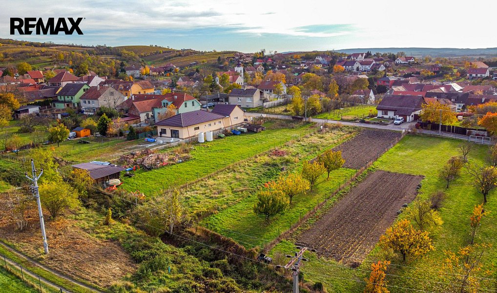 Prodej stavebního pozemku 854 m², Bavory – náhled fotky 10