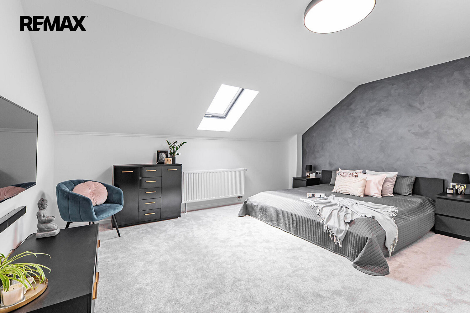 Prodej domu 246 m² s pozemkem 396 m² – pohled 4