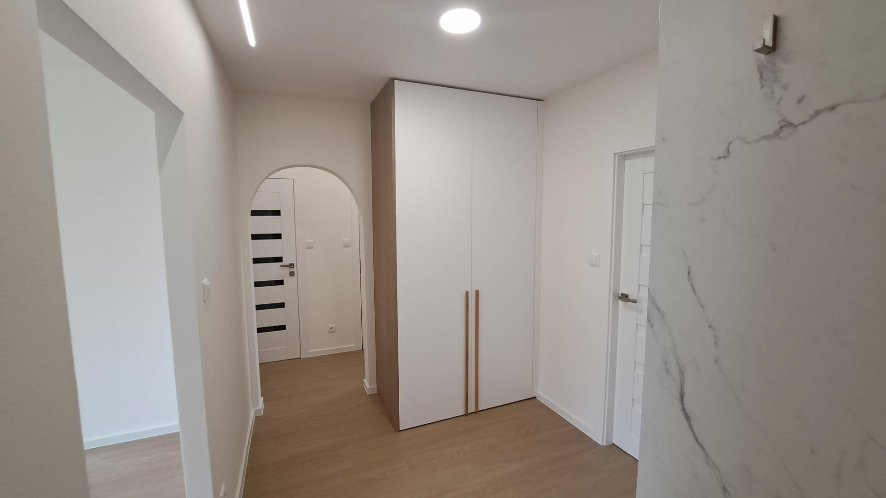 Prodej bytu 3+1 63 m² — photo 2
