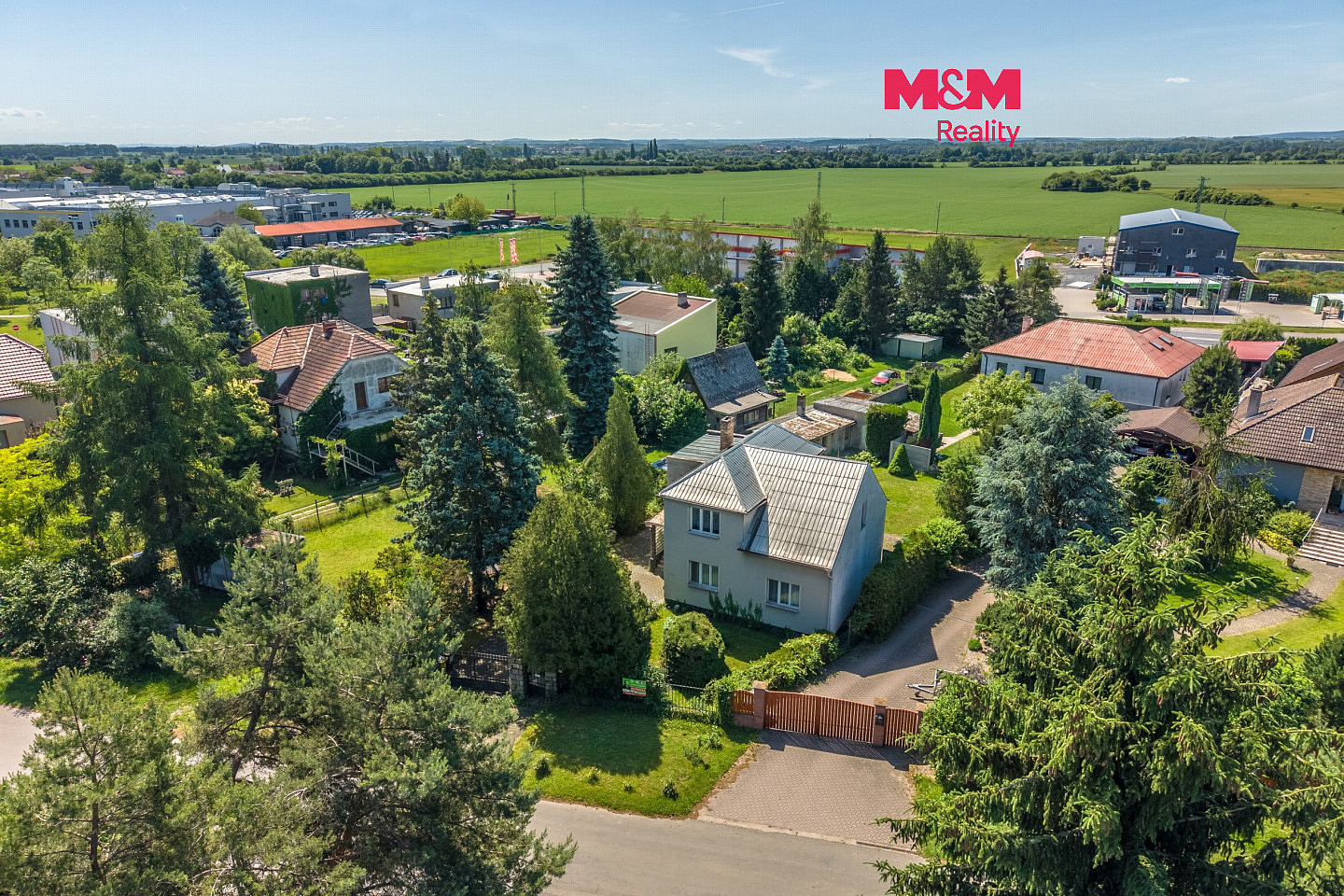 Prodej domu 210 m² s pozemkem 725 m²