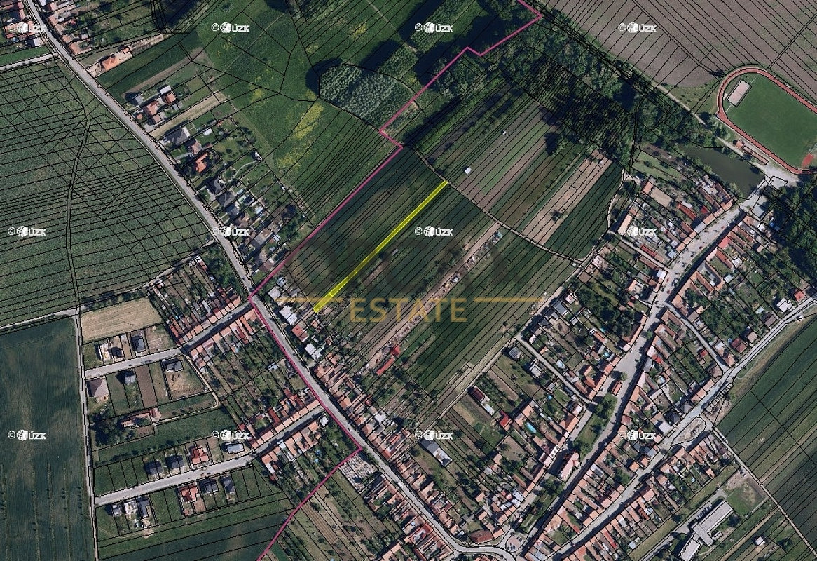 Prodej dvou pozemků o výměře 1058 m² v k. ú. Přísnotice – pohled 2