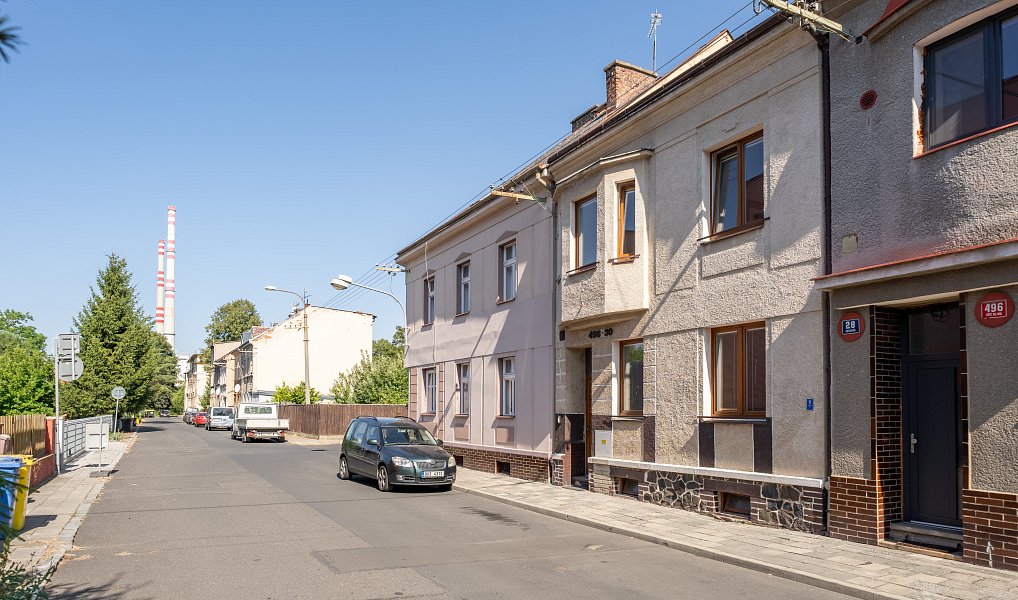 Prodej domu 150 m² s pozemkem 100 m², Trmice – náhled fotky 3