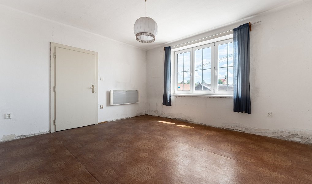 Prodej domu 165 m² s pozemkem 316 m², Jalubí – náhled fotky 8