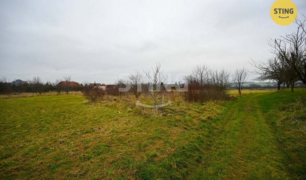 Prodej pozemku 393 m², Kunovice – náhled fotky 2