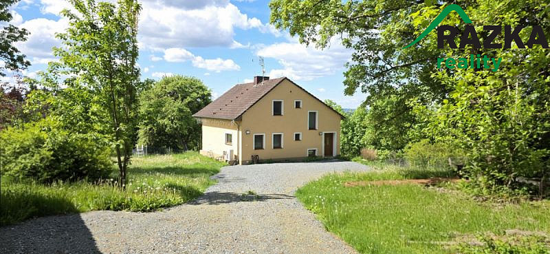 Prodej domu 101 m² s pozemkem 21 100 m²