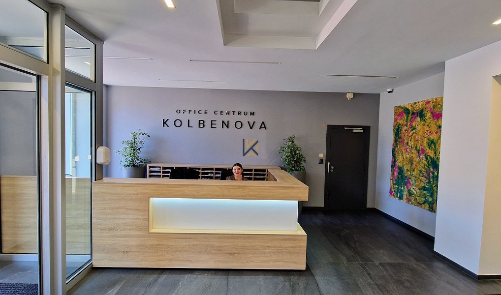 Pronájem kanceláře 394 m², Praha – náhled fotky 2