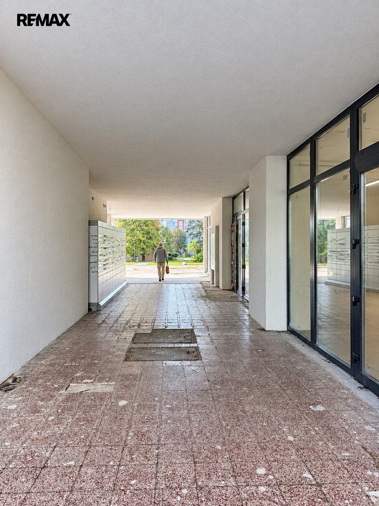 Pronájem obchodních prostor 31 m² – fotografie 5