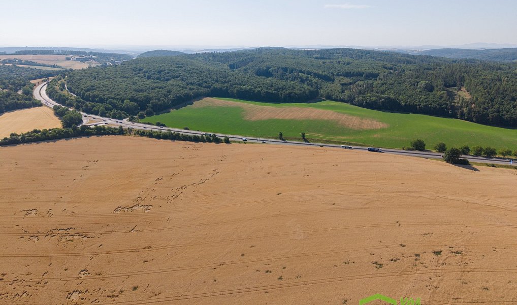 Prodej pole 31 487 m², Ostrovačice – náhled fotky 5