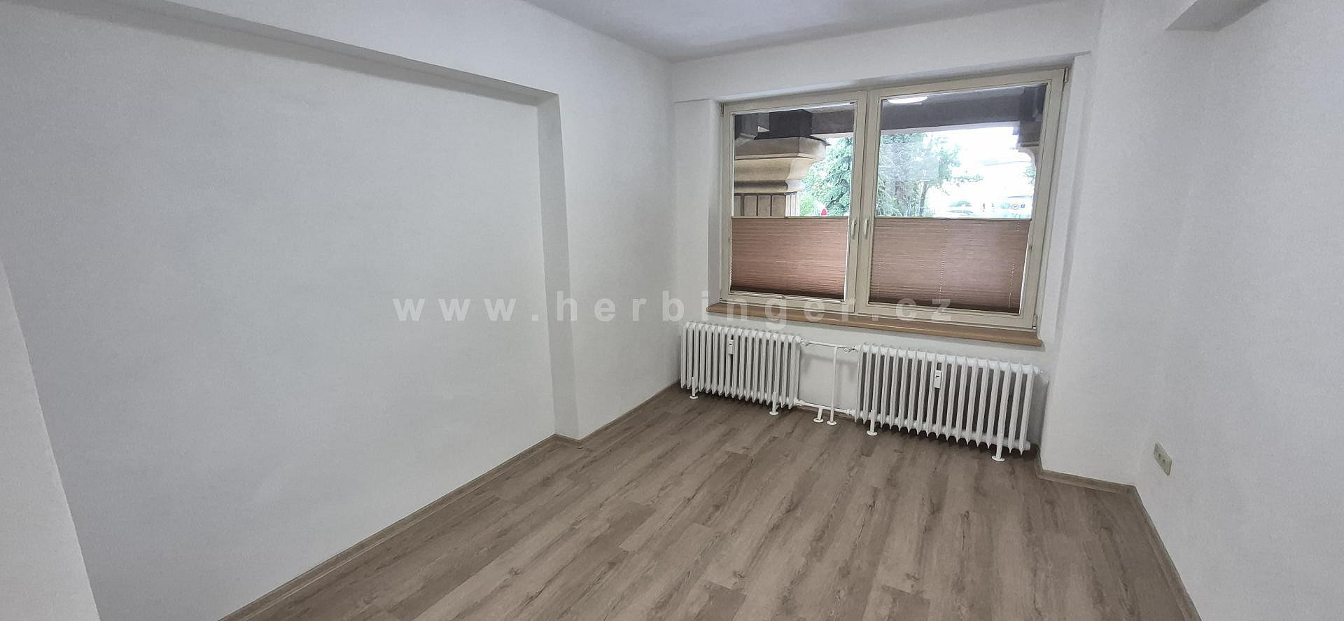 Pronájem bytu 1+kk 18 m² — photo 4