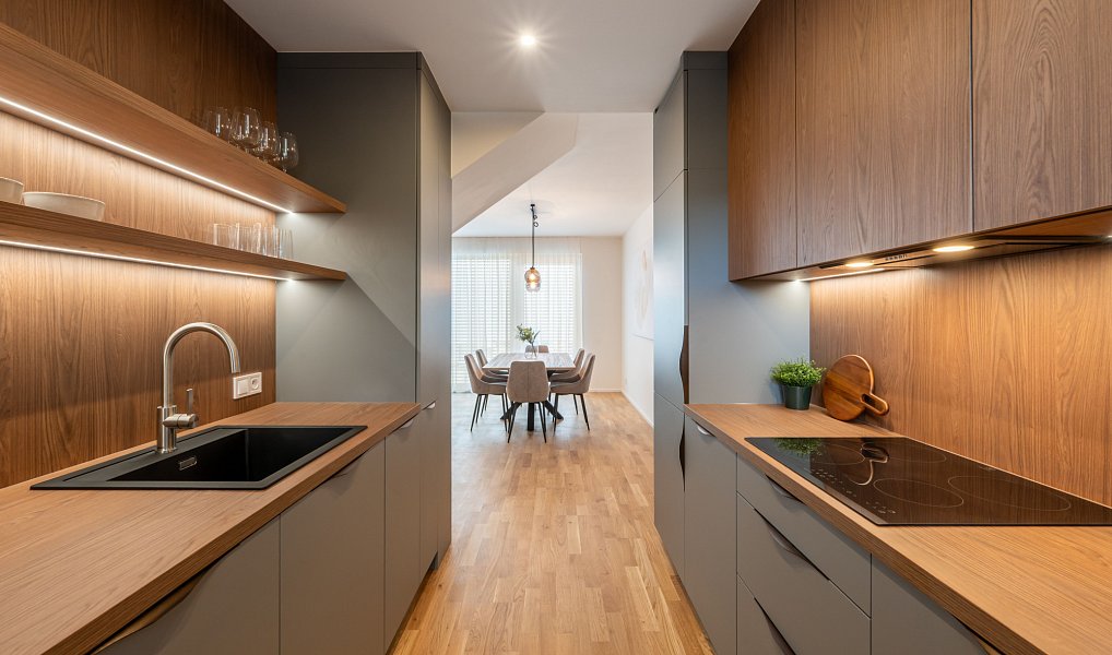 Prodej domu 142 m² s pozemkem 247 m², Klecany – náhled fotky 3