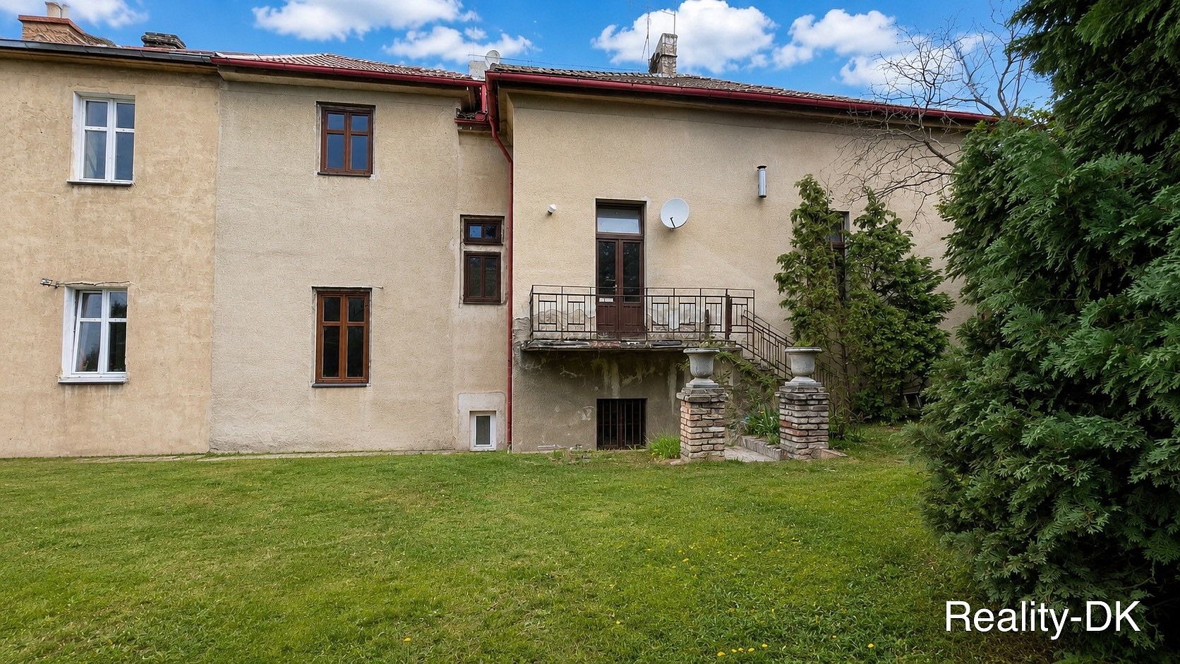 Prodej domu 197 m² s pozemkem 445 m² – pohled 3