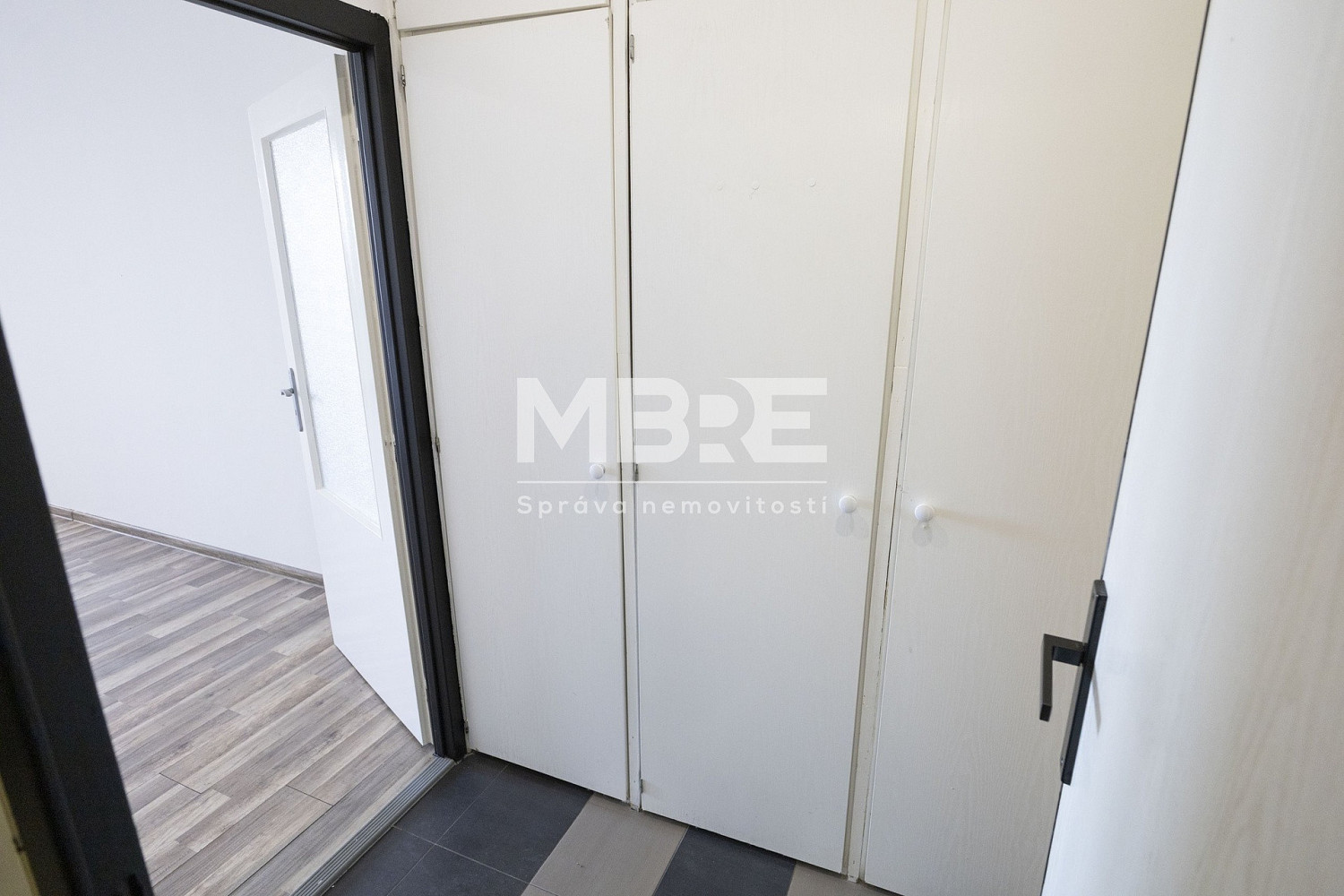 Pronájem bytu 1+kk 32 m² – fotografie 5
