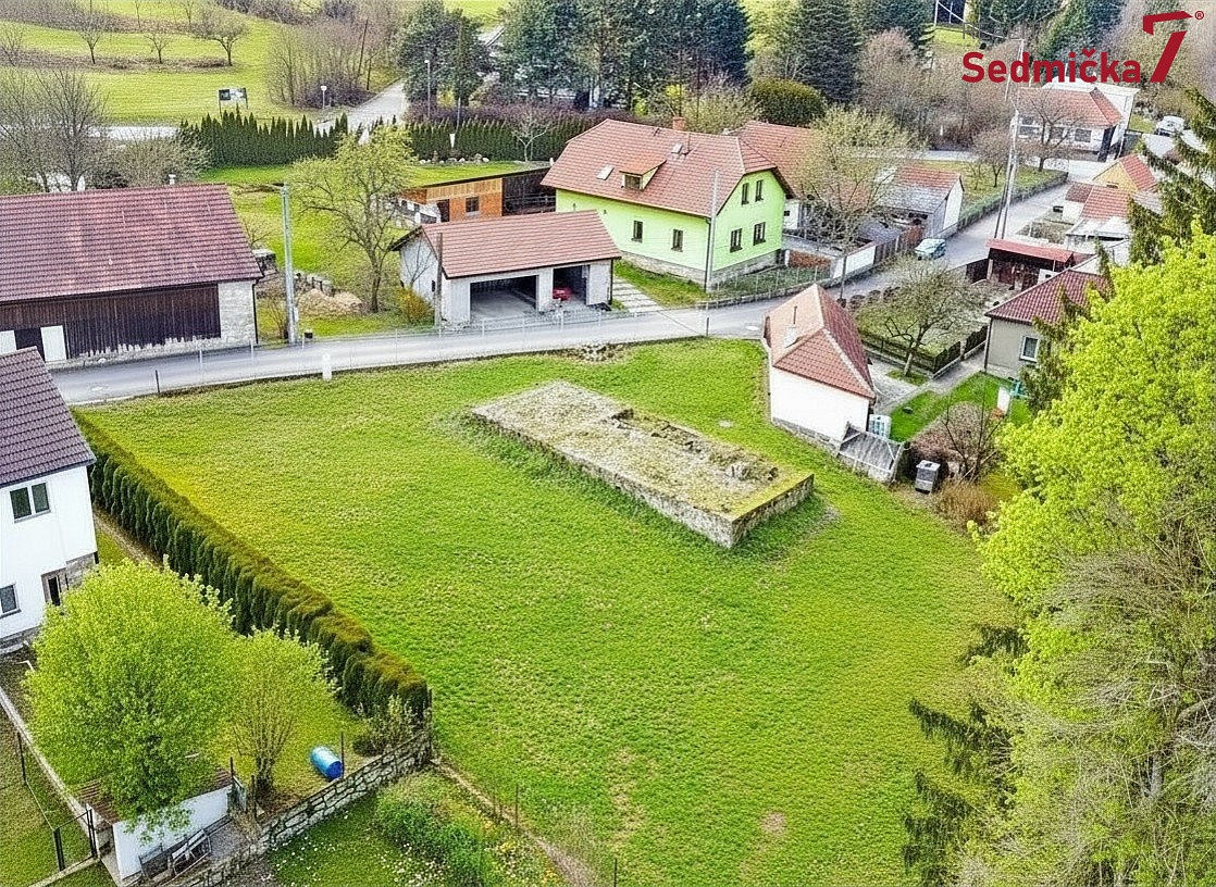 Prodej stavebního pozemku 1 320 m²