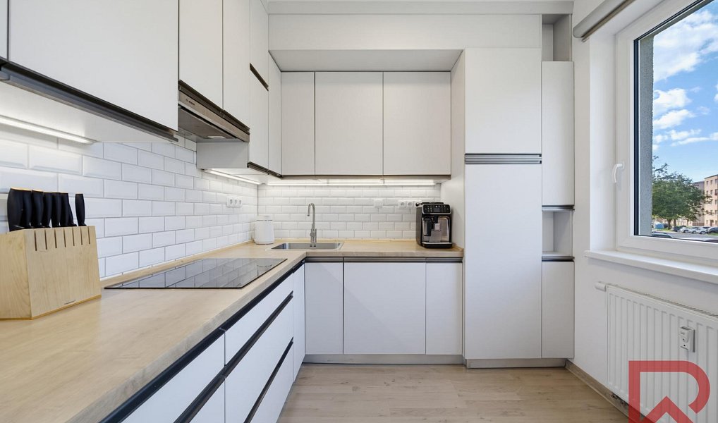 Prodej bytu 3+kk 94 m², Ostrov – náhled fotky 13