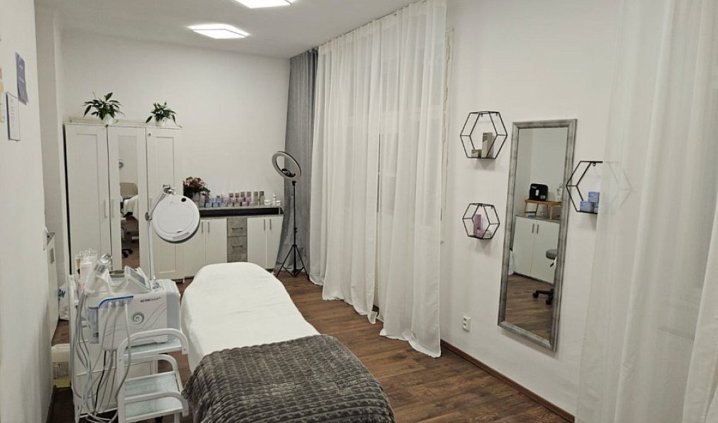 Pronájem obchodních prostor 35 m², Praha – náhled fotky 2