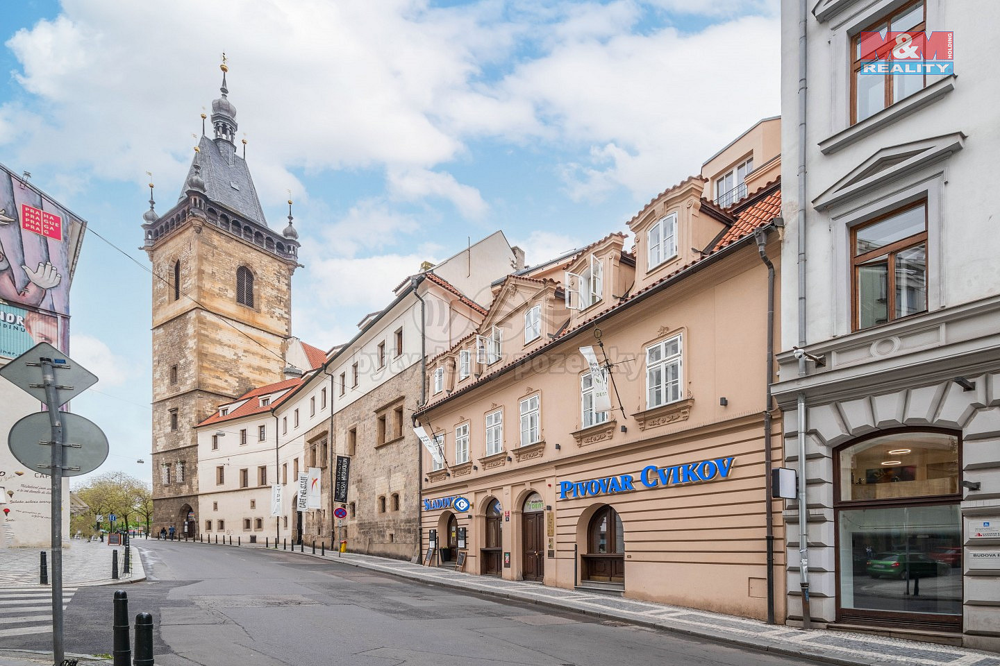 Pronájem kanceláře 171 m²