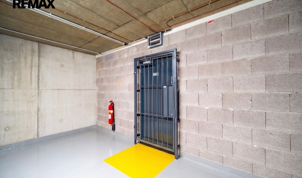 Prodej bytu 4+kk 93 m², Praha – náhled fotky 25