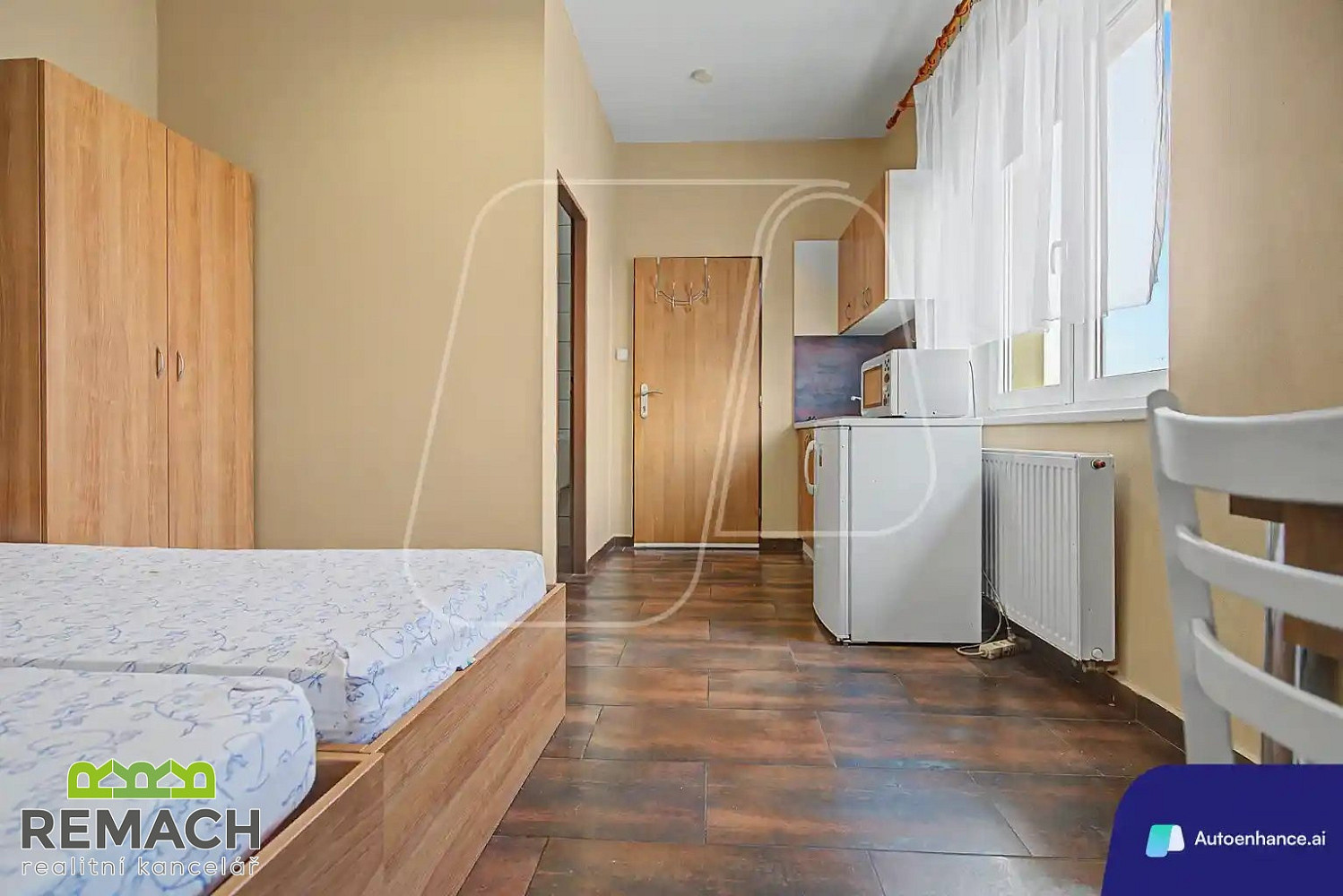 Pronájem bytu 1+kk 25 m² – fotografie 2