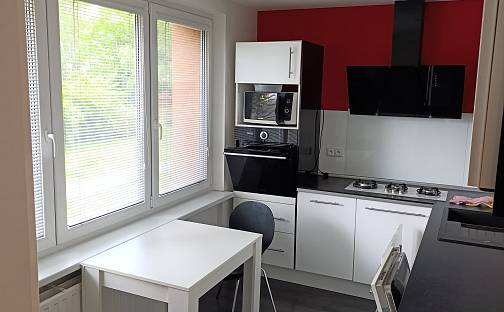 Pronájem bytu 4+1 89 m², Rottrova, Ostrava - Zábřeh