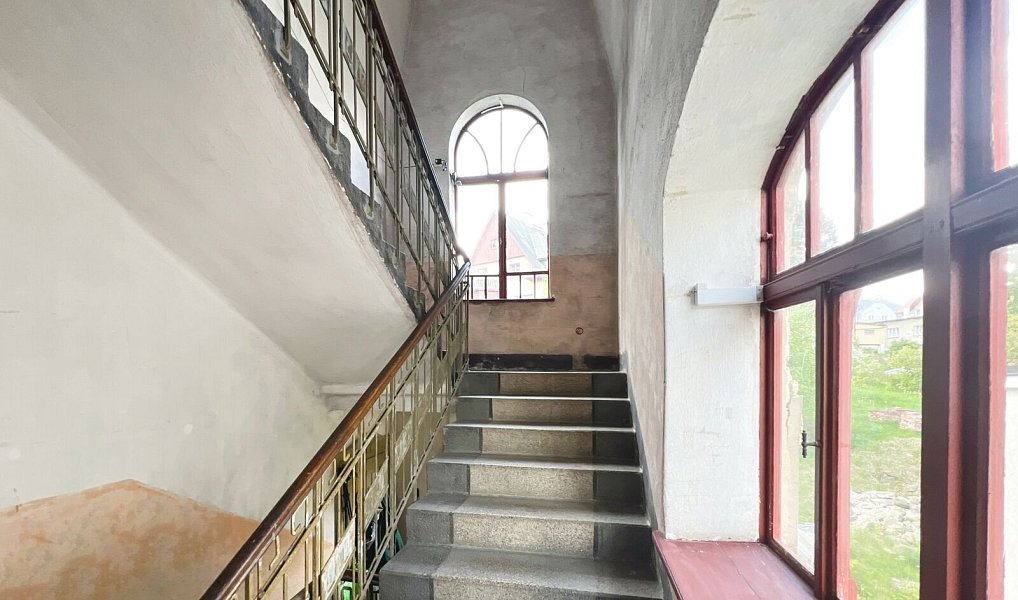 Prodej domu 190 m² s pozemkem 1 331 m², Jablonec nad Nisou – náhled fotky 7
