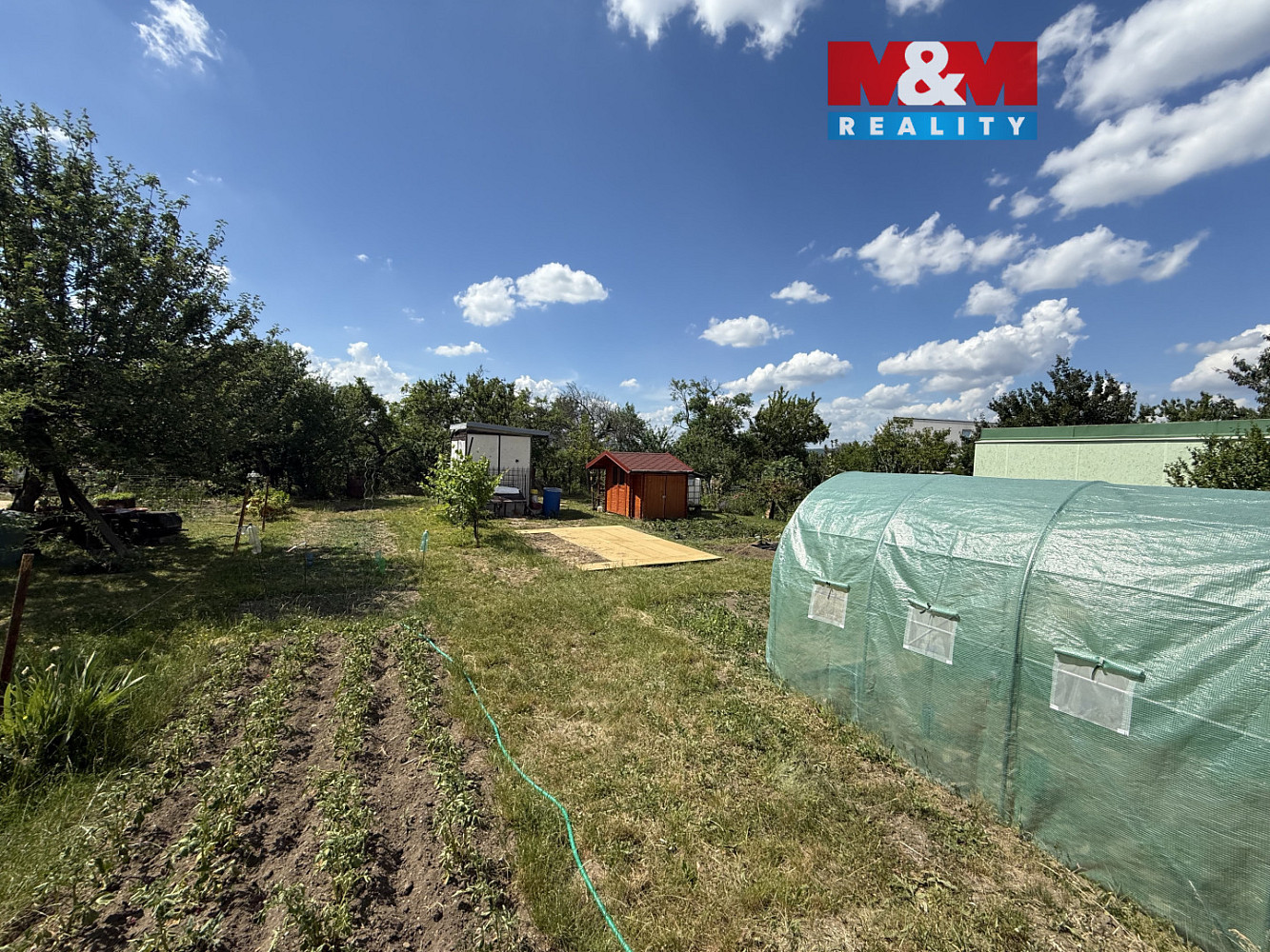 Prodej zahrady 331 m²