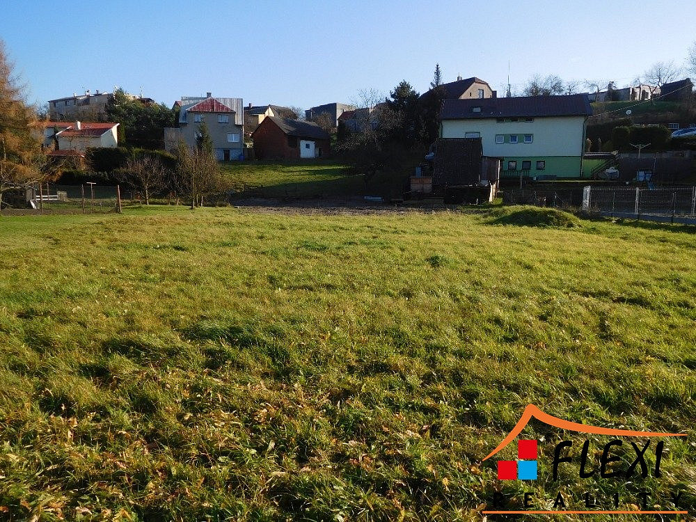 Prodej stavebního pozemku 1 004 m²