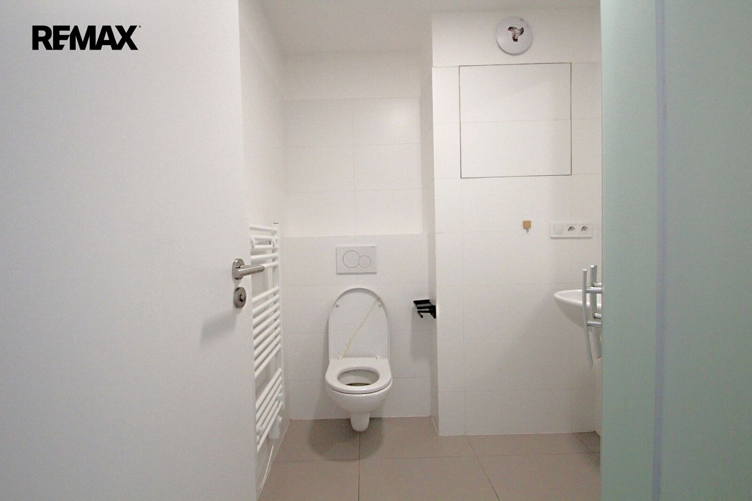Pronájem bytu 1+kk 27 m² – fotografie 5