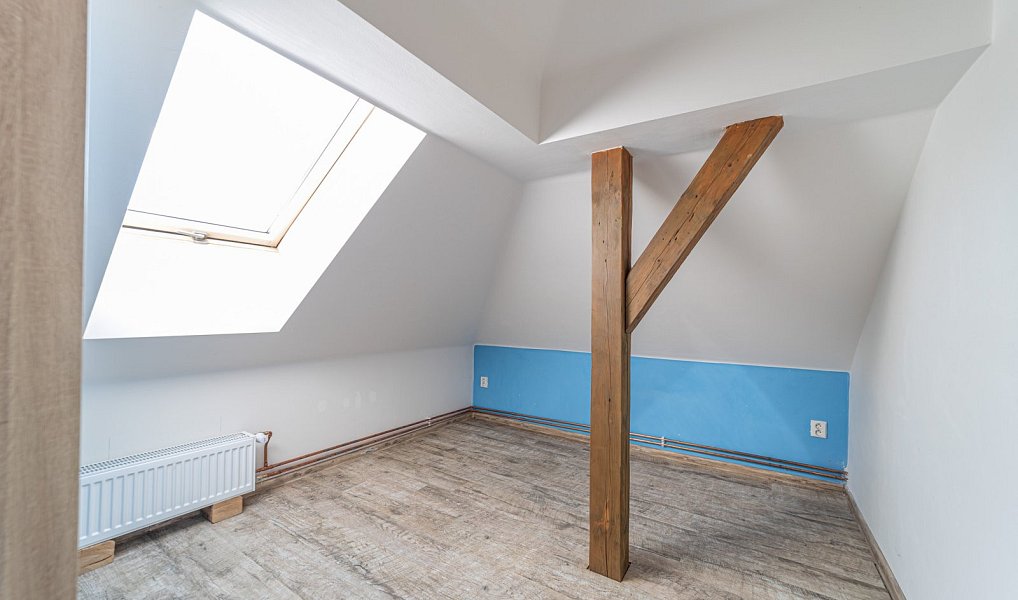 Prodej domu 463 m² s pozemkem 274 m², Šternberk – náhled fotky 9