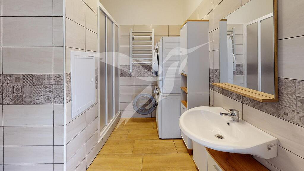 Pronájem bytu 2+1 61 m² – fotografie 3